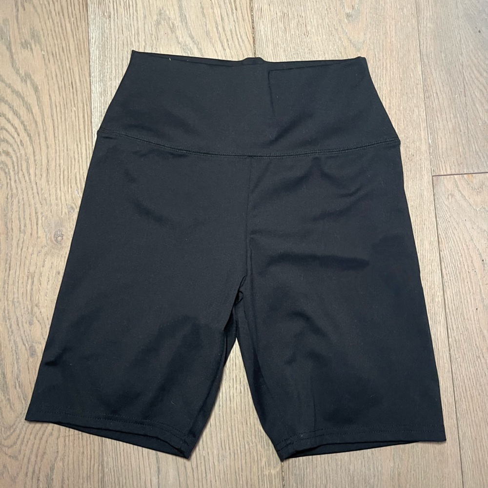 Garage black biker shorts size small